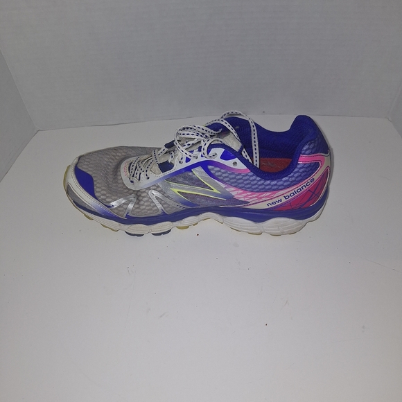 New Balance Women's Purple and Gray Running Shoes - Picture 5 of 9